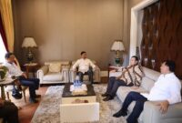 Menteri Pertahanan, Prabowo Subianto mengunjungi kediaman Wantimpres Wiranto. (Dok. Tim Media Prabowo Subianto)