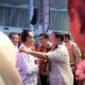 Budiman Sudjatmiko bersama Prabowo mendeklarasikan Kelompok Relawan Prabowo-Budiman Bersatu (Prabu) di Semarang. (Dok. Tim Media Prabowo) 
