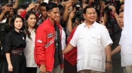 Ketua Umum Gerindra Prabowo Subianto bersama Ketua Umum Partai Solidaritas Indonesia (PSI) Kaesang Pangarep. (Dok. Tim Media Prabowo Subianto)