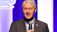 Mantan Presiden Amerika Serikat Bill Clinton. (Instagram.com @clintonfoundation)